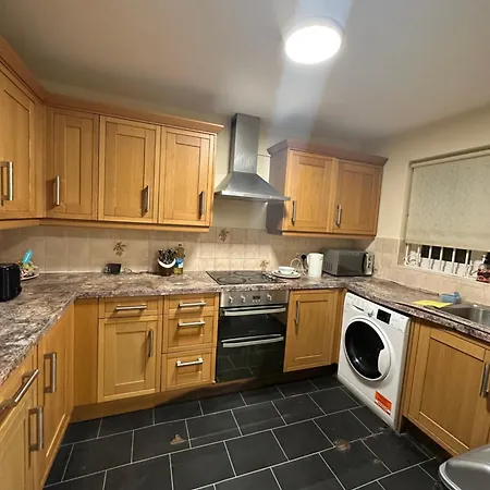 Homestay Double Near Airport, Excel In Heart Of *