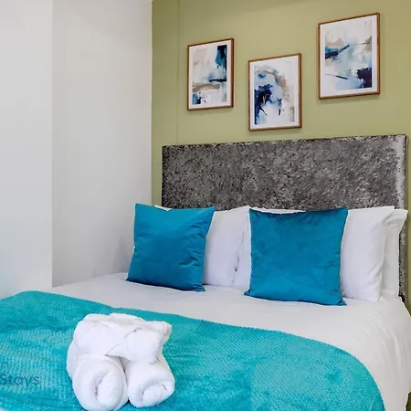 Holiday home Large Comfy 4 Bedroom House, Ideal For Workers, Free Parking Coulsdon