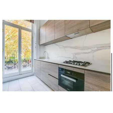Apartment Spacious Flat In Holland Park