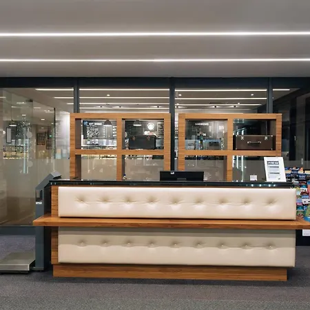 מלון Renaissance London Heathrow