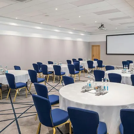 Renaissance London Heathrow