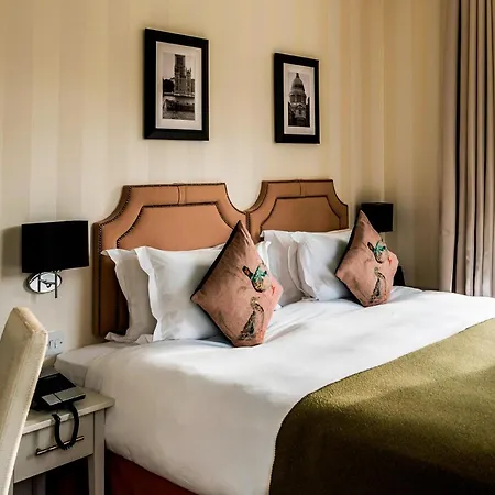 Xenia - Autograph Collection Hotel 4*