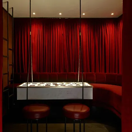 Montcalm East, Autograph Collection Hotel 5*