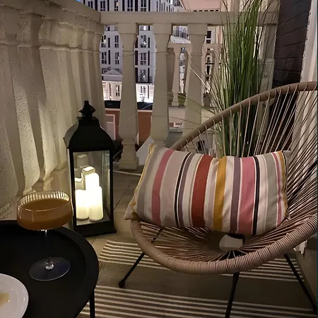 Hyde Park Elegance Escape : & Cozy Apartment London