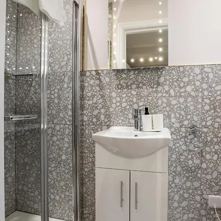 The Chapter - Finsbury Park Bed & Breakfast