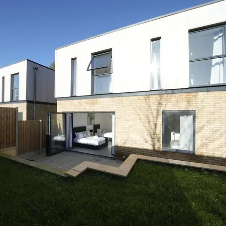 Homestay Broadway Great 7-minute Walk From The Underground Ealing
