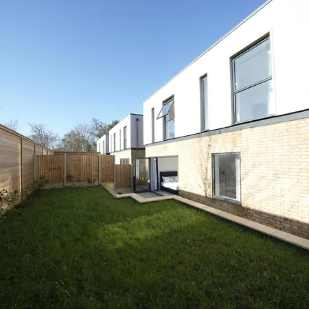 Broadway Great 7-minute Walk From The Underground * Ealing