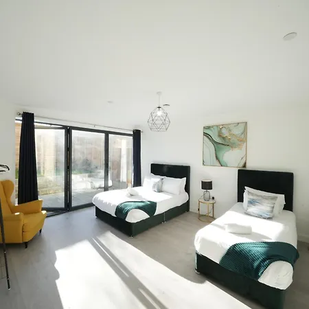 Broadway Great 7-minute Walk From The Underground * Ealing