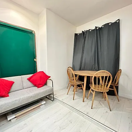 2 Bedroom Flat Wembley *