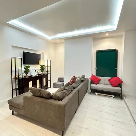 Apartment 2 Bedroom Flat Wembley *
