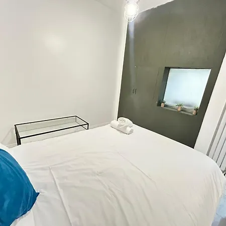 2 Bedroom Flat Wembley *