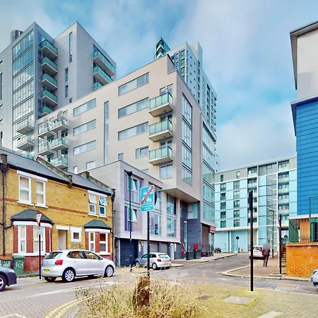 Apartment Chic & Spacious In Stratford Westfield - O2 Arena & Stadium *