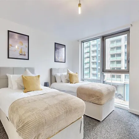 Apartment Chic & Spacious In Stratford Westfield - O2 Arena & Stadium London