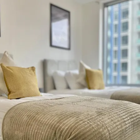 Chic & Spacious In Stratford Westfield - O2 Arena & Stadium * London