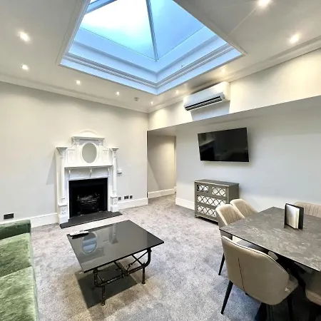 The Leonard Apartment London