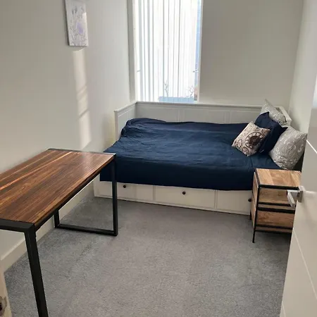 Apartment Bright And Comfy 3 Bed *