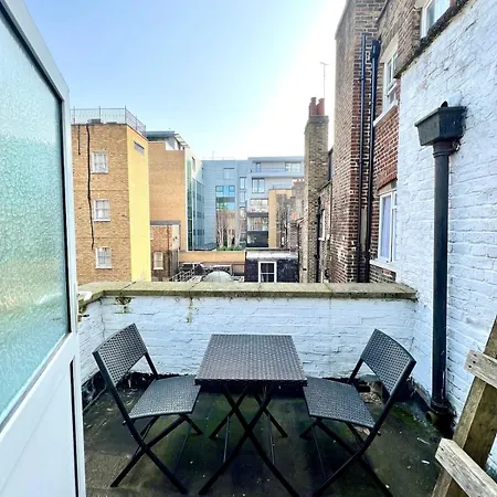 Apartment The Leonard London