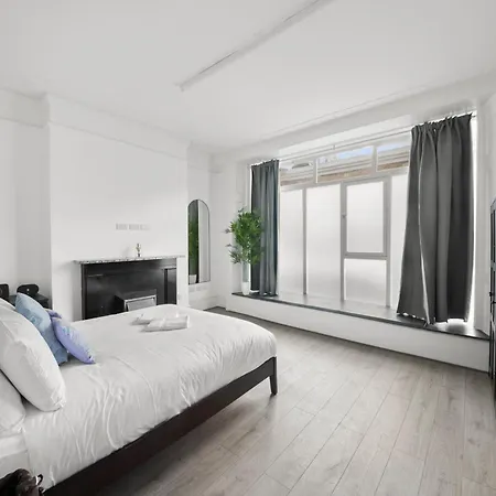 Sg, Duplex Knightsbridge By Harrods *