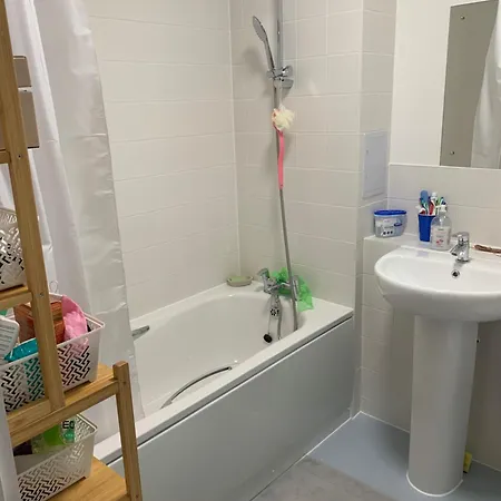 The Hutch Homestay London