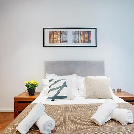 Apartment Luxury 2brs Maisonette Near Battersea Power