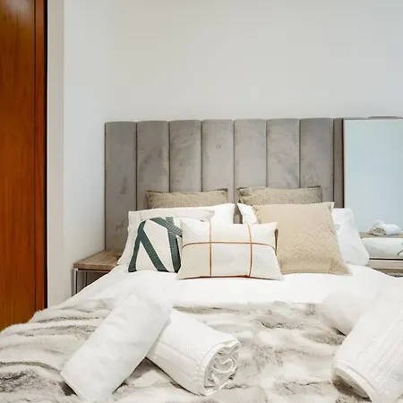 Luxury 2brs Maisonette Near Battersea Power