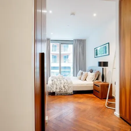 Luxury 2brs Maisonette Near Battersea Power Apartment *