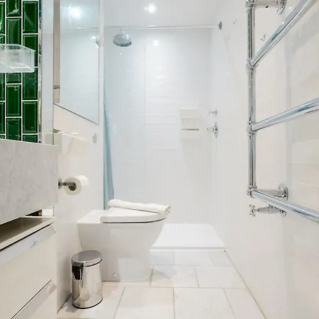 Apartment Luxury 2brs Maisonette Near Battersea Power London