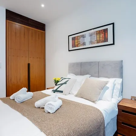 Apartment Luxury 2brs Maisonette Near Battersea Power