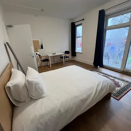 Homestay Frontline London