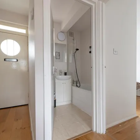 Comfy 1-bed Flat Near Kensington *