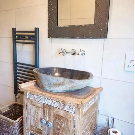 Apartment 2bed 2bath 8min To Bridge