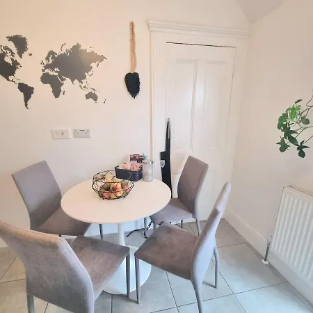 Apartment 2bed 2bath 8min To Bridge *