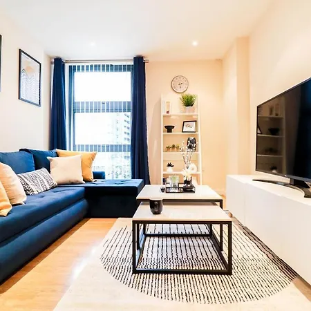 Stunning Canary Wharf Flat-5 Mins From Tube Station London