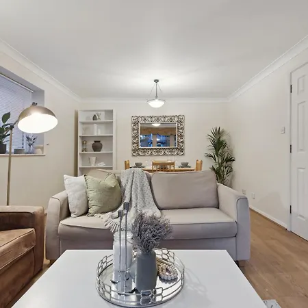 Apartment Parea Living - Quaint And Stylish Flat W Sunny Terrace *