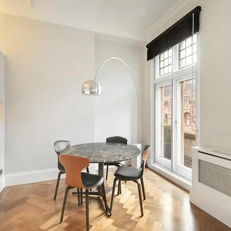 Stylish 1-bedroom Flat In Mayfair * London
