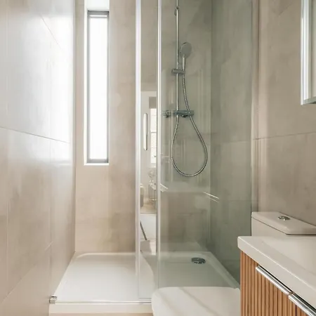 Apartment Luxury Escape - 7 Ivor Place *