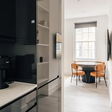 Apartment Luxury Escape - 7 Ivor Place