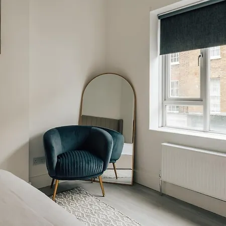 Luxury Escape - 7 Ivor Place Apartment *
