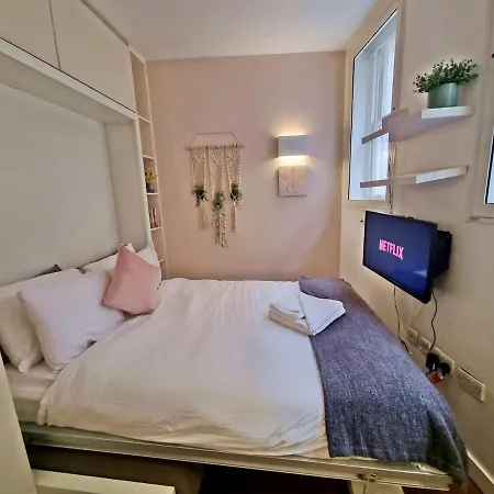 Cosy Right At Liverpool Street Station! Apartment