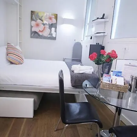 Apartment Cosy Right At Liverpool Street Station! *