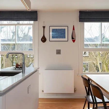 De Beauvoir Penthouse - Private 1 Bed