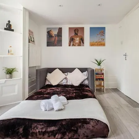 Notting Hill By Keyhol Holidays Apartment London