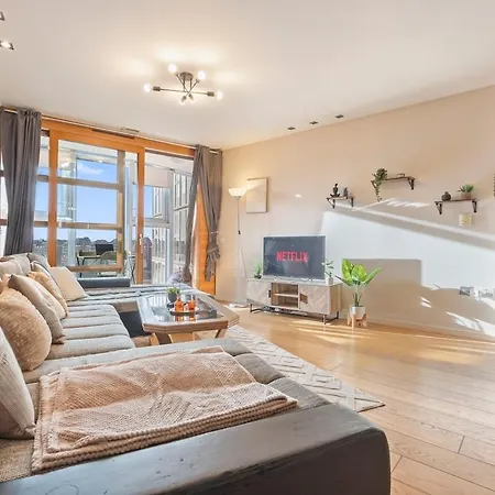 Elegant 1br Battersea Flat With Stunning River Views Apartment *