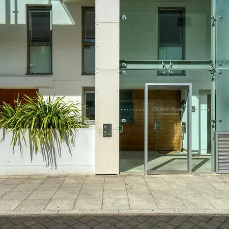 Blueground Stockwell Balcony Nr Station Lon-198 Apartment