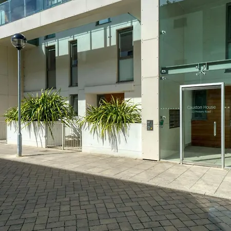 Blueground Stockwell Balcony Nr Station Lon-198 Apartment *