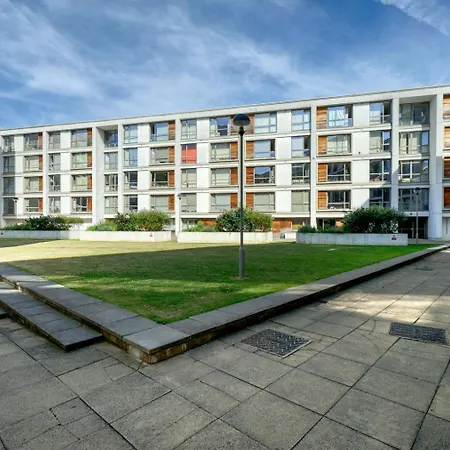 Blueground Stockwell Balcony Nr Station Lon-198 Apartment *