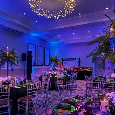 Marriott Regents Park 4*