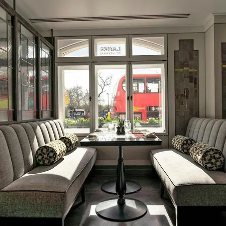 Marriott Park Lane Hotel