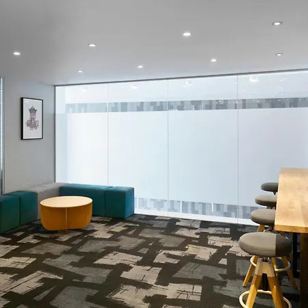 Aloft Excel 4* Лондон