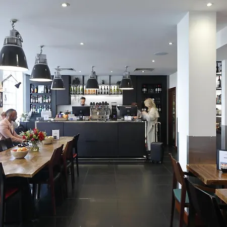 The Z Victoria Hotel